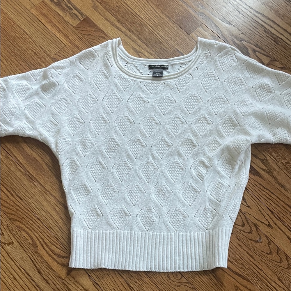 united states sweaters White Diamond-Knit Scoop Neck Sweater